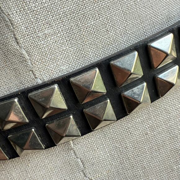 Studded Leather Black Belt - Unisex Medium - Punk Pyramid Silver Studs - Picture 6 of 15